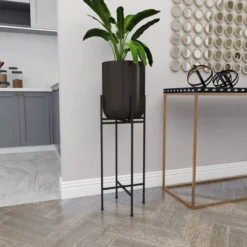 Olivia & May Modern With Stand Iron Planter Pots Black -Olivia & May GUEST 1ac07293 31eb 43a0 9ea8 5c3f8d6b83a7