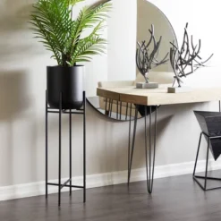 Olivia & May Modern With Stand Iron Planter Pots Black -Olivia & May GUEST 76d9bb27 6dc7 4aca 873a b3b7a31a0c93